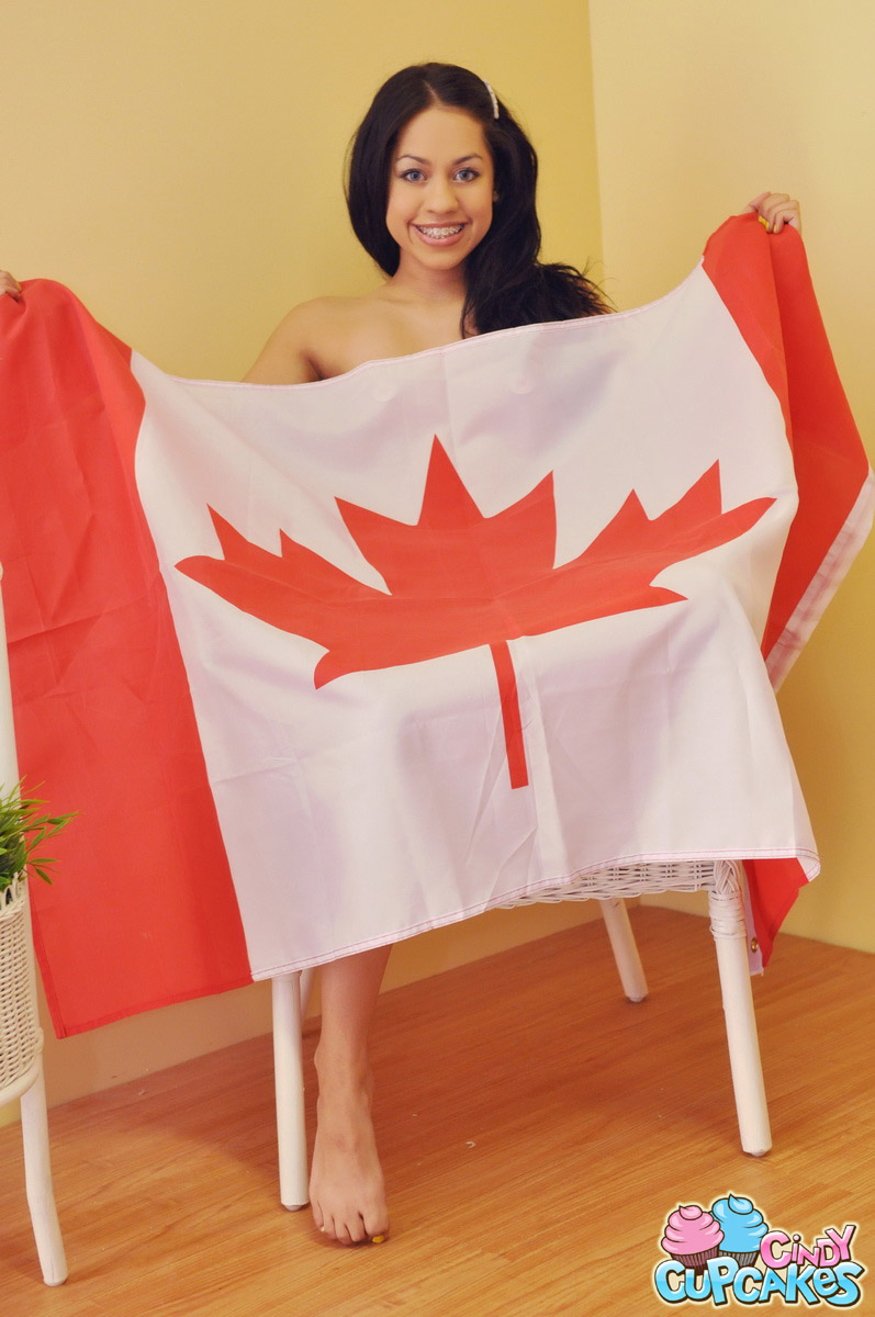 Image URL: http://galleries.cindycupcakes.com/ohcanada/1/../001.jpg  Click to view this fusker